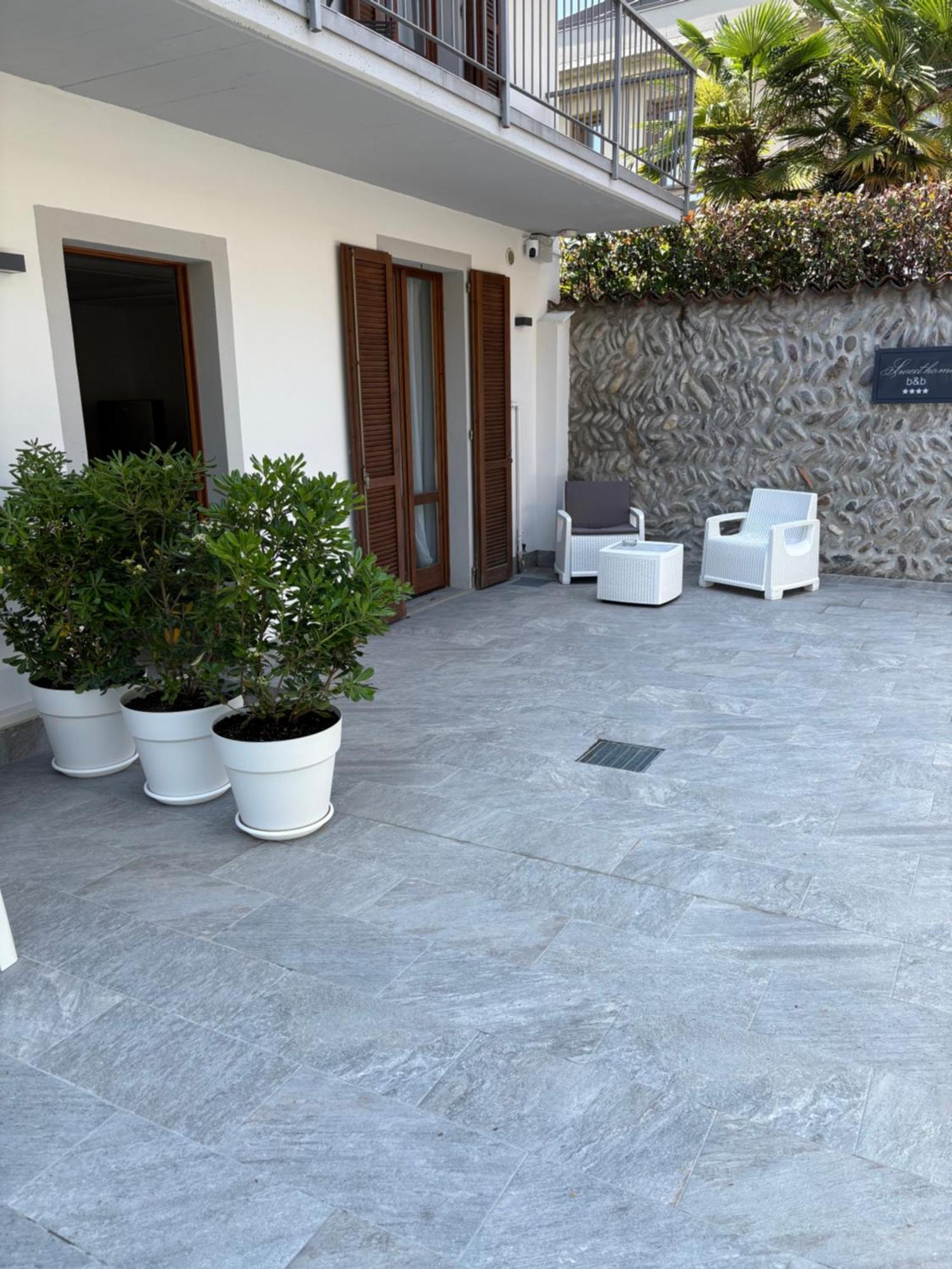 Sweet Home... Parking Inside Azzano San Paolo Exterior photo